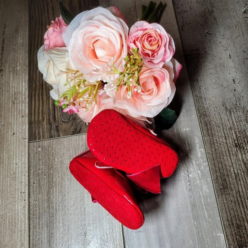 Cat & Jack Shiny Red Bow Mary Jane Flats 6-9m ♥️
